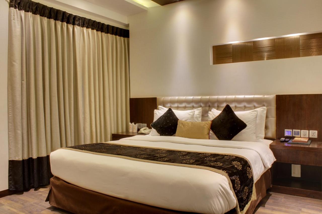 Hotel Grand Godwin Near New Delhi Railway Stn Offers Free Airport Pick-Up New Delhi